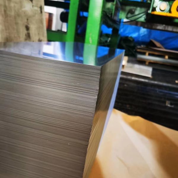 Application sous haute pression 904L / N08904 Plaques en acier inoxydable Plaques 0,6 - 60,0 mm laminées à froid