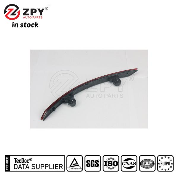 ZPY 6RF945105 Rear Bumper Reflector for VW Polo Audi