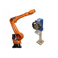 Kuka Robot KR 70 R2100 avec station de nettoyage de pistolet CNGBS pour automatisation de soudage avec bras robot à 6 axes