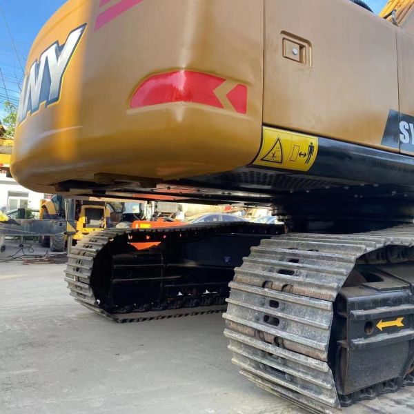 SANY 215C Construction Excavator with 3M³ Bucket Capacity in Excellent Condition