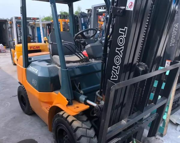 Nissan Engine Second Hand Toyota Forklift Mini 3Ton Used Diesel Forklift
