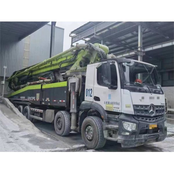 2020 62 Meters ZLJ5441THBBE Zoomlion Mercedes chassis Used Concrete Pump Truck Mixer