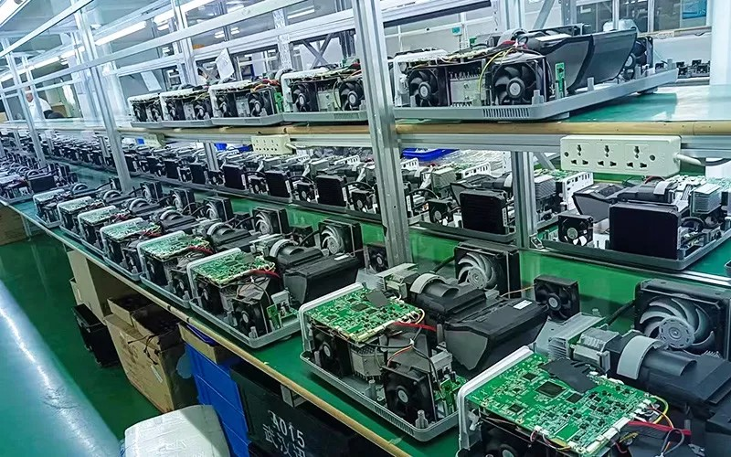 Guangzhou Panyu District Donghuan Yingfu Animation Product Design Center