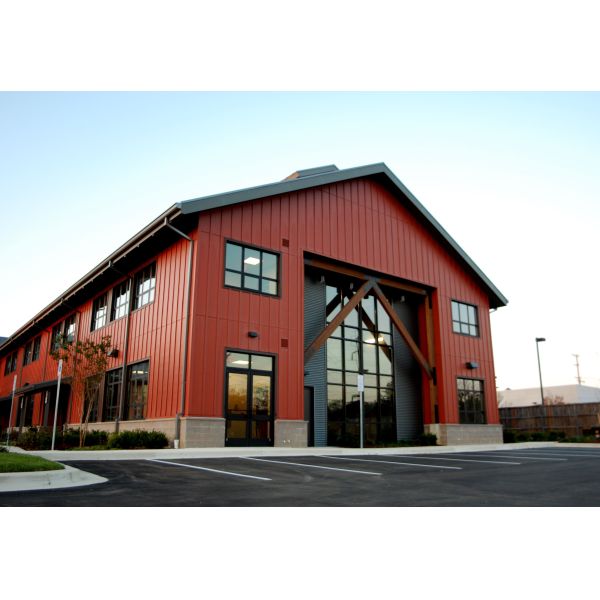 Металлические сборные промышленные здания с металлическими стенными покрытиями