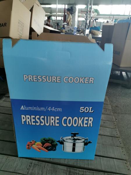 China factory 7 litre Aluminum Pressure Cooker hot sale in UAE