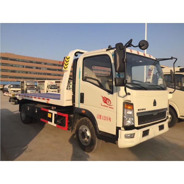 4x2 camion de naufrageur de route de 3 tonnes avec le levage/traction/levant