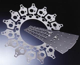 Small size metal laser cutting machine , Fiber laser cutting equipment