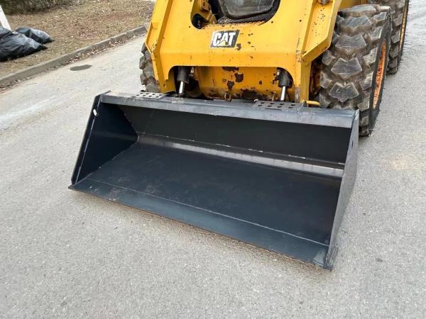 CAT 246D Used Skid Steer Loader 44HP With Tier 4 Diesel Engine