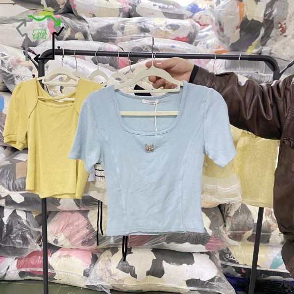 Wholesale Second Hand Women's Knitted Short-sleeved Shirt Used Clothes Polyester/Cotton High Quality Clean 95-100% Mixed Colors Second Hand Clothes