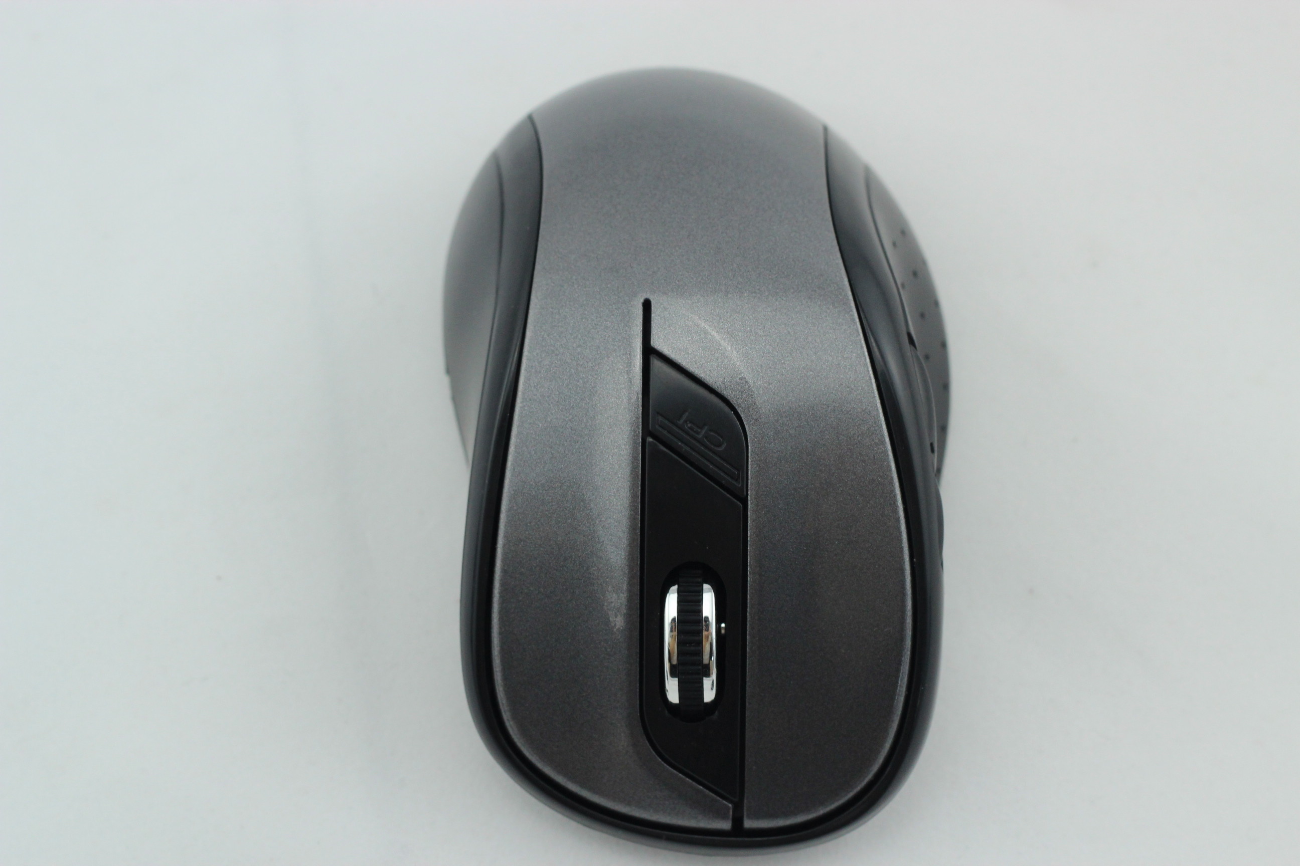 800 / 1600 DPI Speed Change , 6D 2.4GHZ , Freely 360-Degree Use Within 15M Radiu Wired Or Wireless Mouse