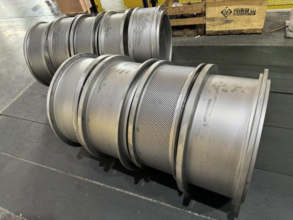 IDAH 530 Pellet Mill Compatible Aquatic Feed Ring Die with 0.8mm Hole and X46CR13 Stainless Steel