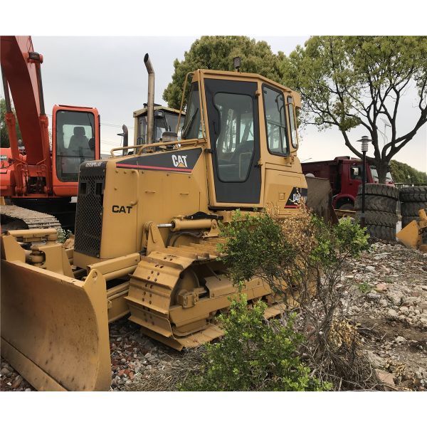 Affordable Cummins Engine Used Bulldozer CAT D4GLGP for Machinery Repair Shops