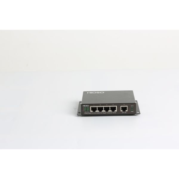 4 1000M Poe Ports 1 1000M RJ45 Uplink Port DC48V 5 Port 10 Gigabit Switch