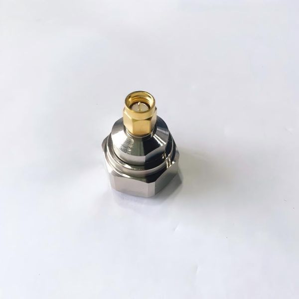 50 Ohm DC-6GHz Gold-Plated Brass RF Adapter for Reliable Signal Transmission