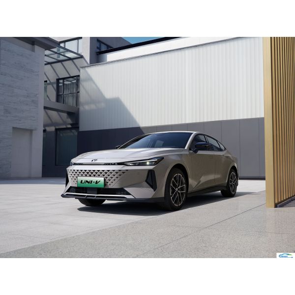 Energy Vehicle Changan UNI-V Zhidian iDD 1.5T Retail Ride-On EV Automobile Passenger Car