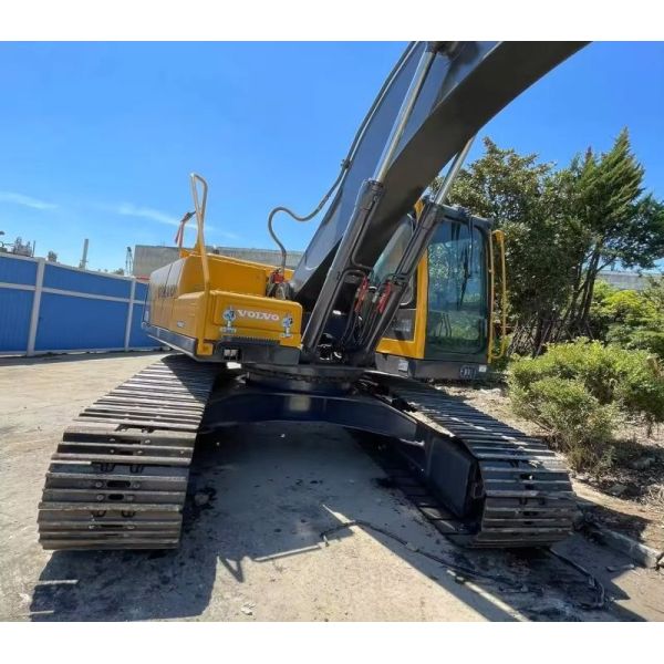Желтый Второй рукой В хорошем состоянии Vollvo Excavator EC210BLC с емкостью 0.5-1.25m3Bucket