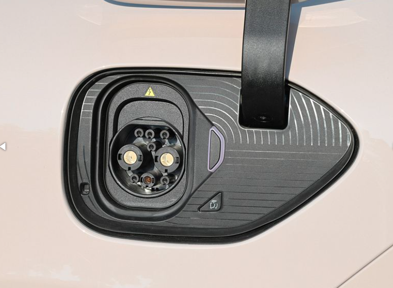 Новые энергетические транспортные средства на складе с достаточными цветами 2024 Nio ET5T Weilai Электрические транспортные средства 75кВт 200 км/ч скоростной автомобиль