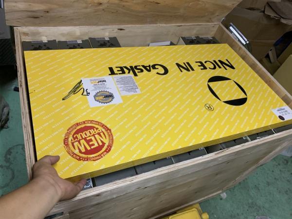3304 3306 トラクター部品のエンジンの改修・改造キット