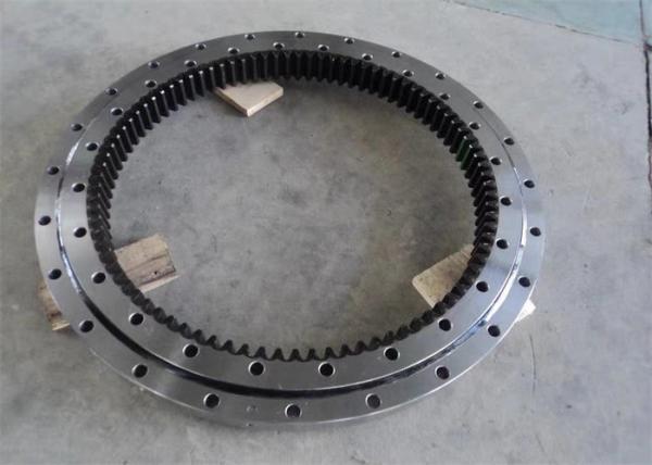 Slewing Ring Excavator Swing Bearing K1038879 140109 00034A For DX225LC