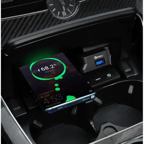 Беспроводное зарядное устройство для автомобилей класса С. Зарядное устройство Qi для Mercedes-Benz