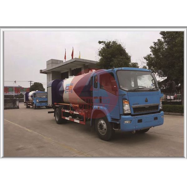 4x2  LPG Tank Trailer Mobile Distribution  , Dispenser LPG Gas Tanker Truck 120 Horse Power