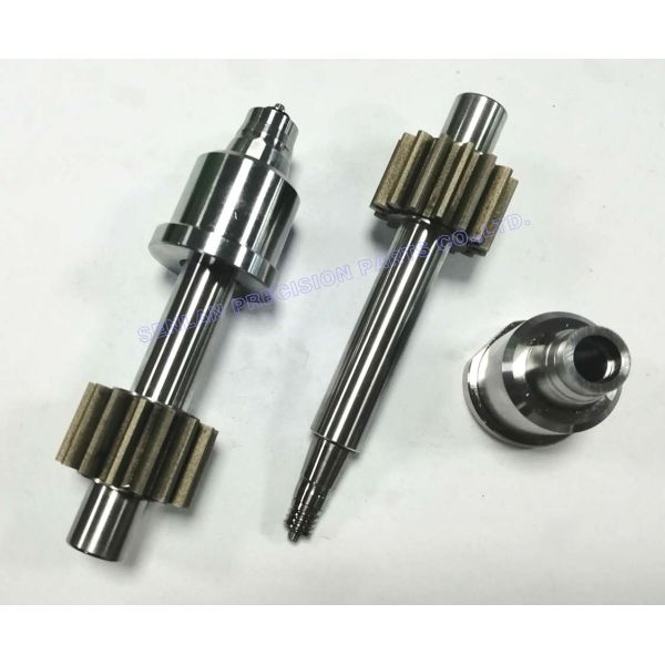 S136 Material Plastic Mould Components Threaded Core Unscrewing Parts