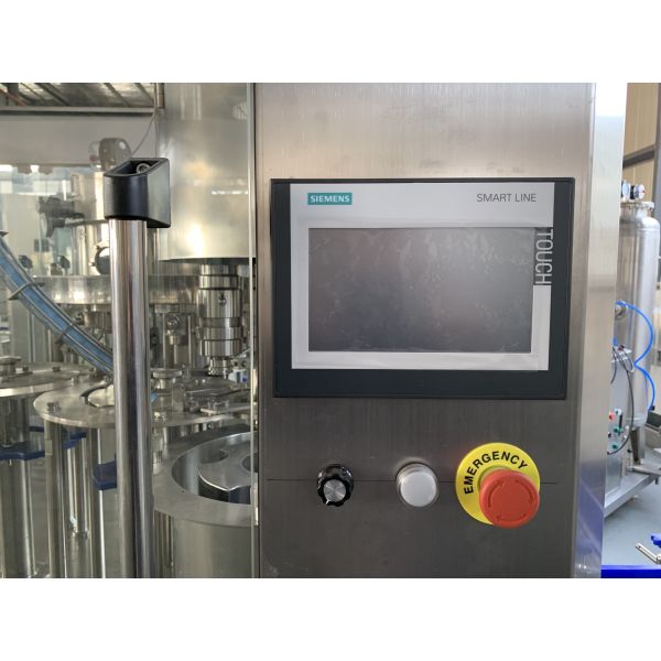 Good Solution Energy Drink Plastic Bottle Filling And Capping Machine For Round / Square