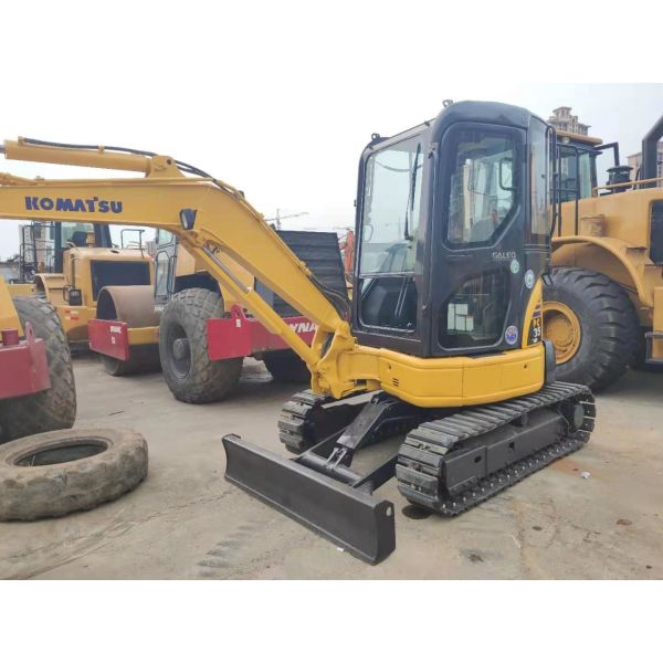 Small Space Workplace 3595kg PC35MR Used Komatsu Excavator