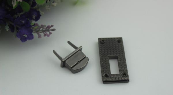 Fancy simple design gold & gunmetal color zinc alloy fittings metal twist turn lock for handbag