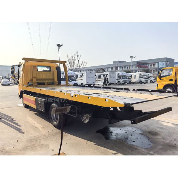 Howo 4 * 2 3-5 тонн плоский легкий грузовик с низкой ценой для продажи