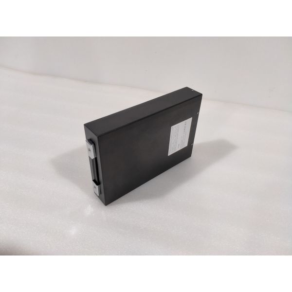 Индивидуальная перезаряжаемая литиевая батарея 48V 60V 72V 40ah 50ah 60ah для электрического трактора-косилки