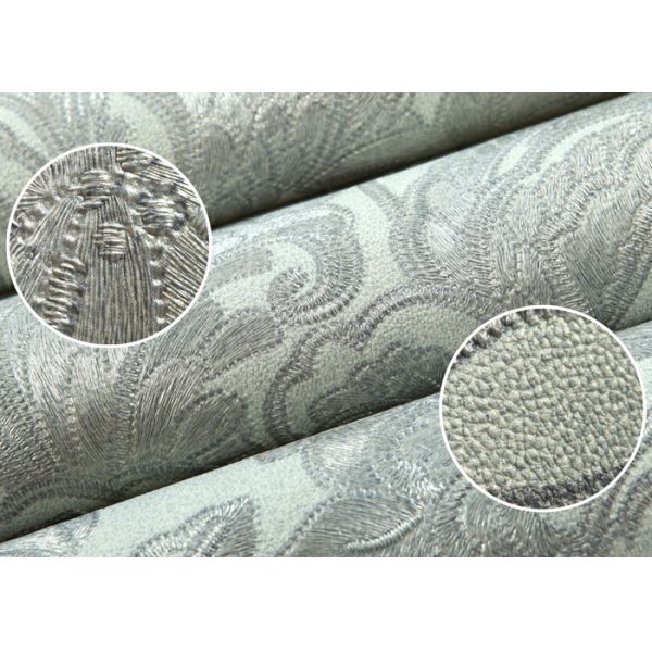 Classic Style Embossed Living Room Wallpaper with Light Green Floral Pattern
