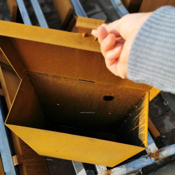 Custom Mailbox Garden Metal Ornaments Weather Resistant