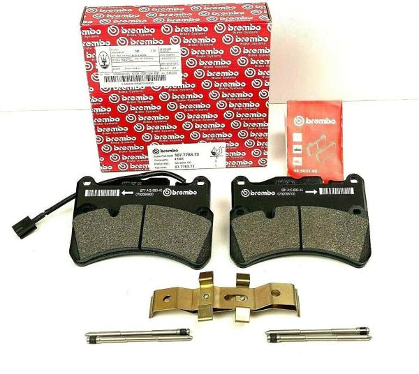 Front Brake Pads 673010331 Fit Maserati Auto Brake Assembly Spare Parts
