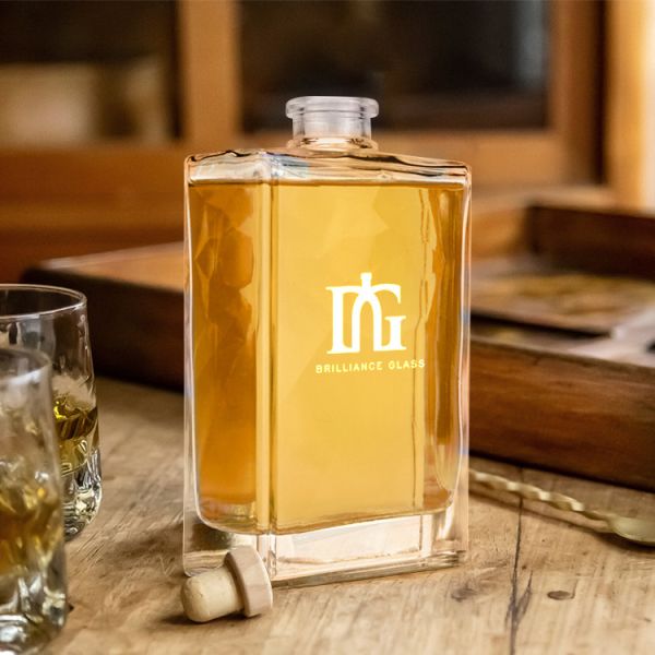 Screen Printing Hot Stamping Painting Engraving Electroplating Glass Liquor Bottle 500ml
