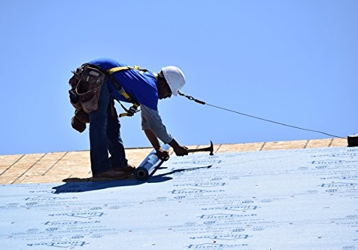 Водонепроницаемая пенообразовательная подушка для ударов Синтетическая крыша подкладка на заказ, напечатанная алюминиевой пленкой