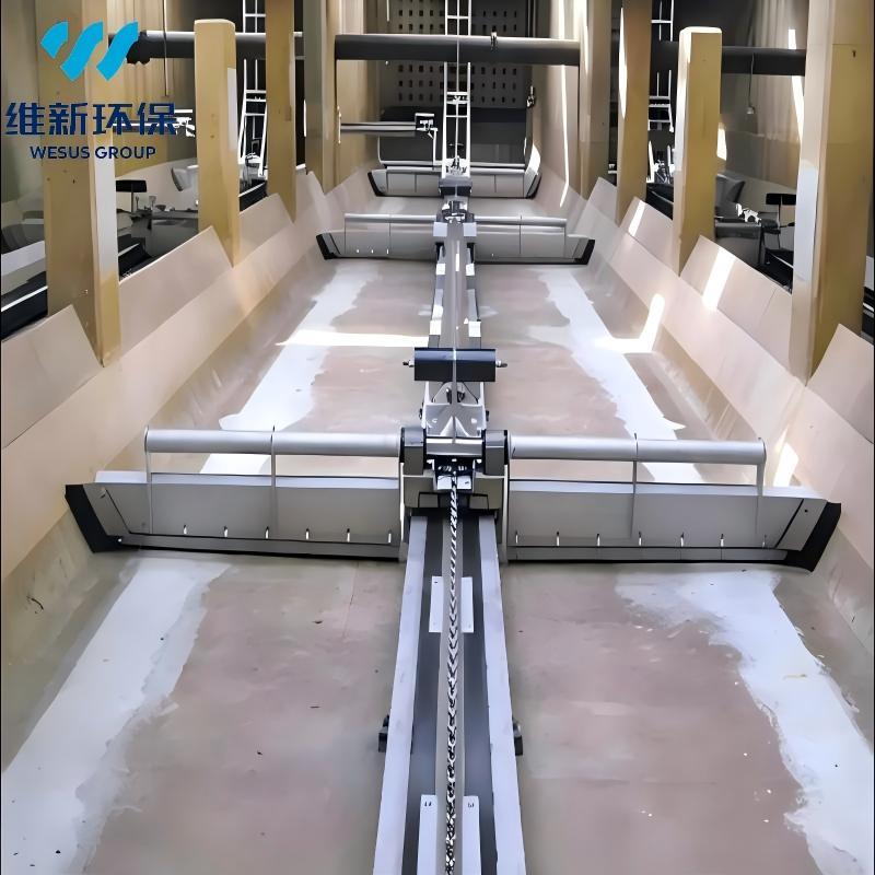 Monorail Sludge Scraper with High Sludge Concentration Adaptability and Compact Structure for Rectangular Horizontal Flow Sedimentation Tanks