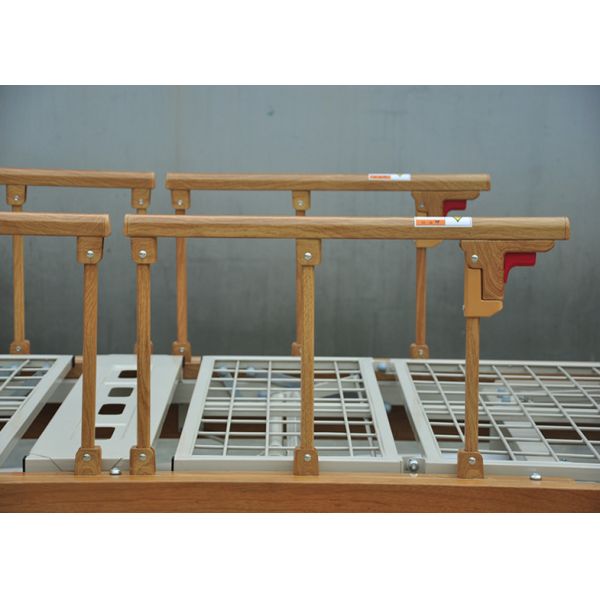 Рельс алюминиевого сплава структуры твердой древесины 2 ручной мотылевый кроватей дома престарелых бортовой