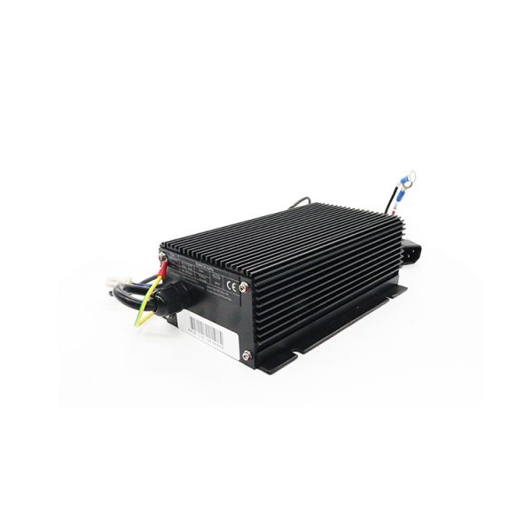 Forklift DC DC Converter with Full-dimensional Data Monitoring, IP65 Protection, and 32-72V Ultra-wide Input