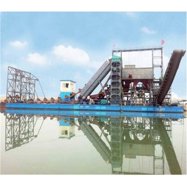 Dredge Machine/Gold Dredger/Gold Mining Dredger for River Gold and Diamond