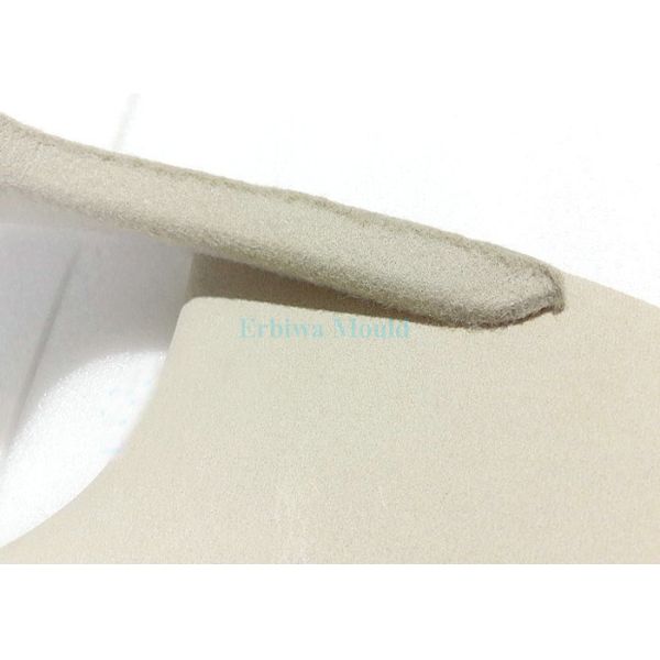 Modelação por injeção de baixa pressão do ISO 9001 para a coluna triangular traseira