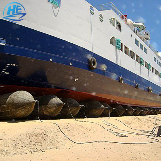 Customized Marine Rubber Airbags Assisting Boats Up And Down Water Salvage Buoyancy