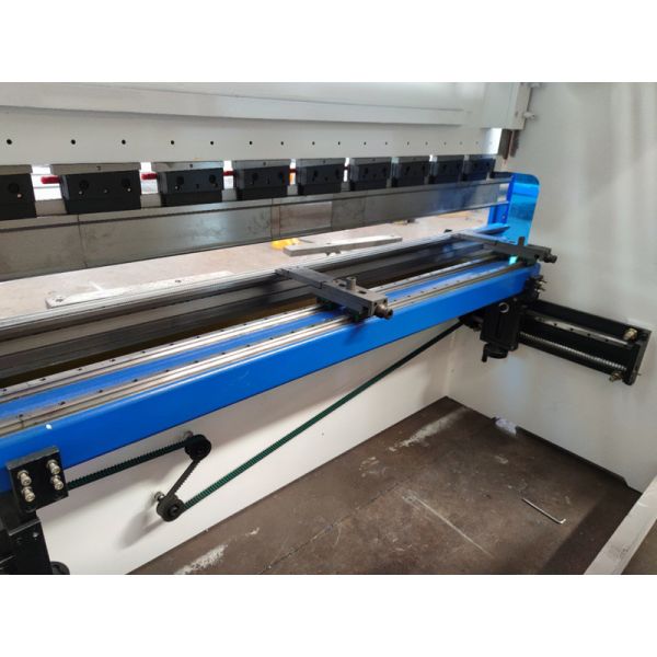 Front Light Hydraulic Press Brakes 63T / 2500MM Blue White