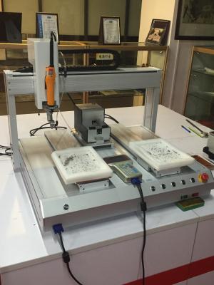 Máquina automática da chave de fenda do PLC + do TP adaptada M1.0 ao fechamento do parafuso do ‐ M4.0