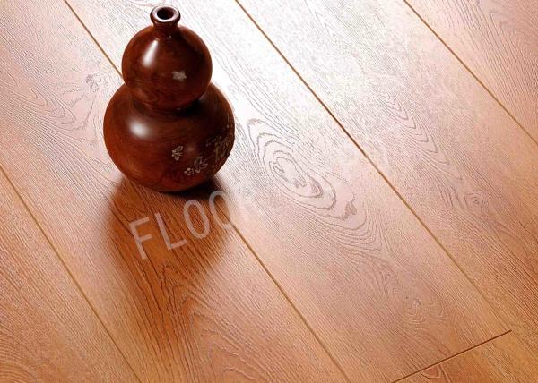 Thickness 12mm HDF Laminate Wood Flooring AC4 E1 Density 840 EIR V Groove Crystal