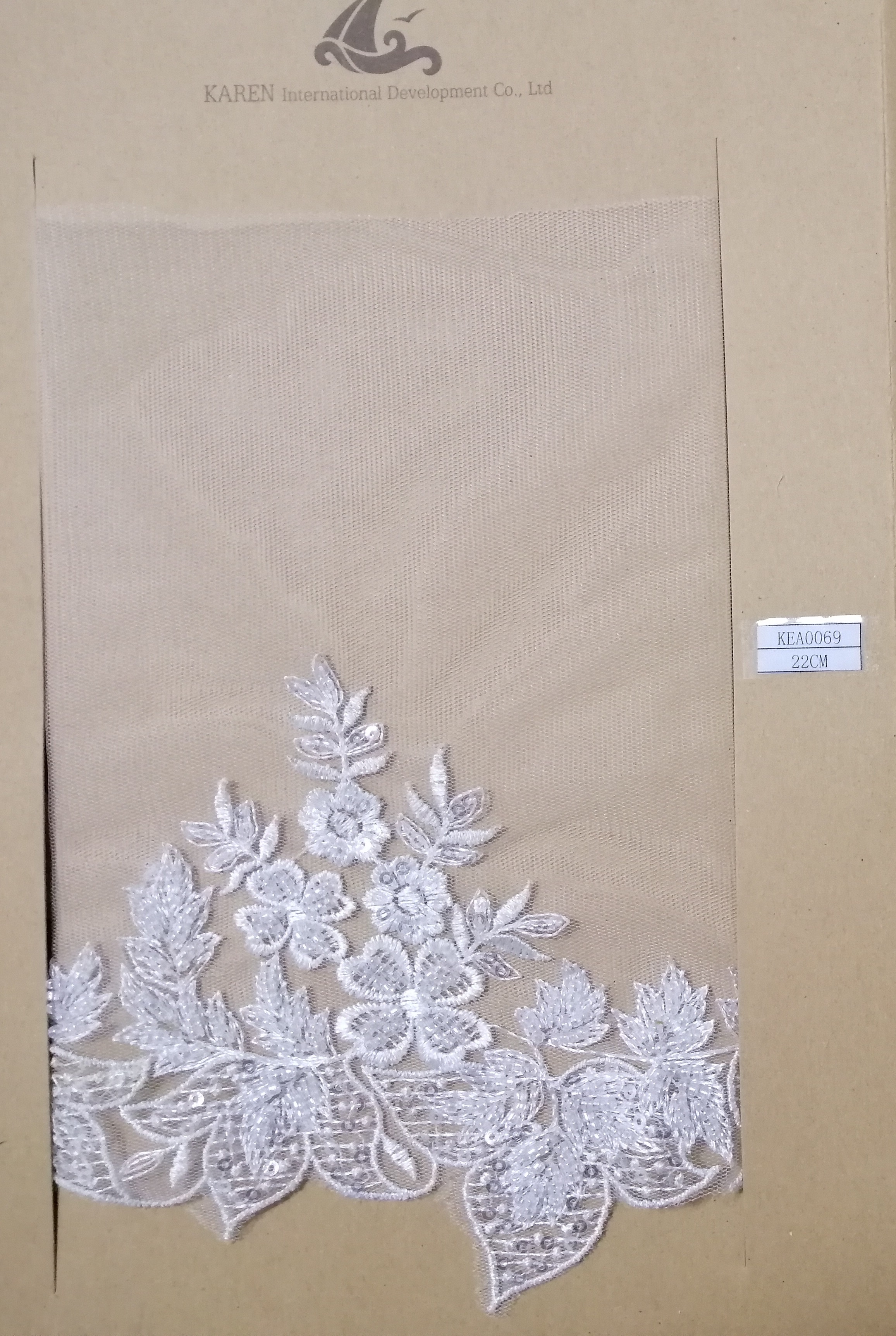 Цветок отделки шнурка ODM белый bridal вышил ботаническим paillettes просвечивающим