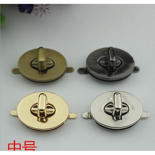 Hot sell Factory zinc alloy hardware accessories high quality custom oval metal handbag twist lock