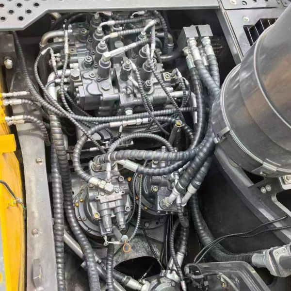 Used Volvo EC480 Excavator 48Ton Hydraulic Crawler 8Ton Operating Weight EPA Engine Airman Make 1 Year Warranty