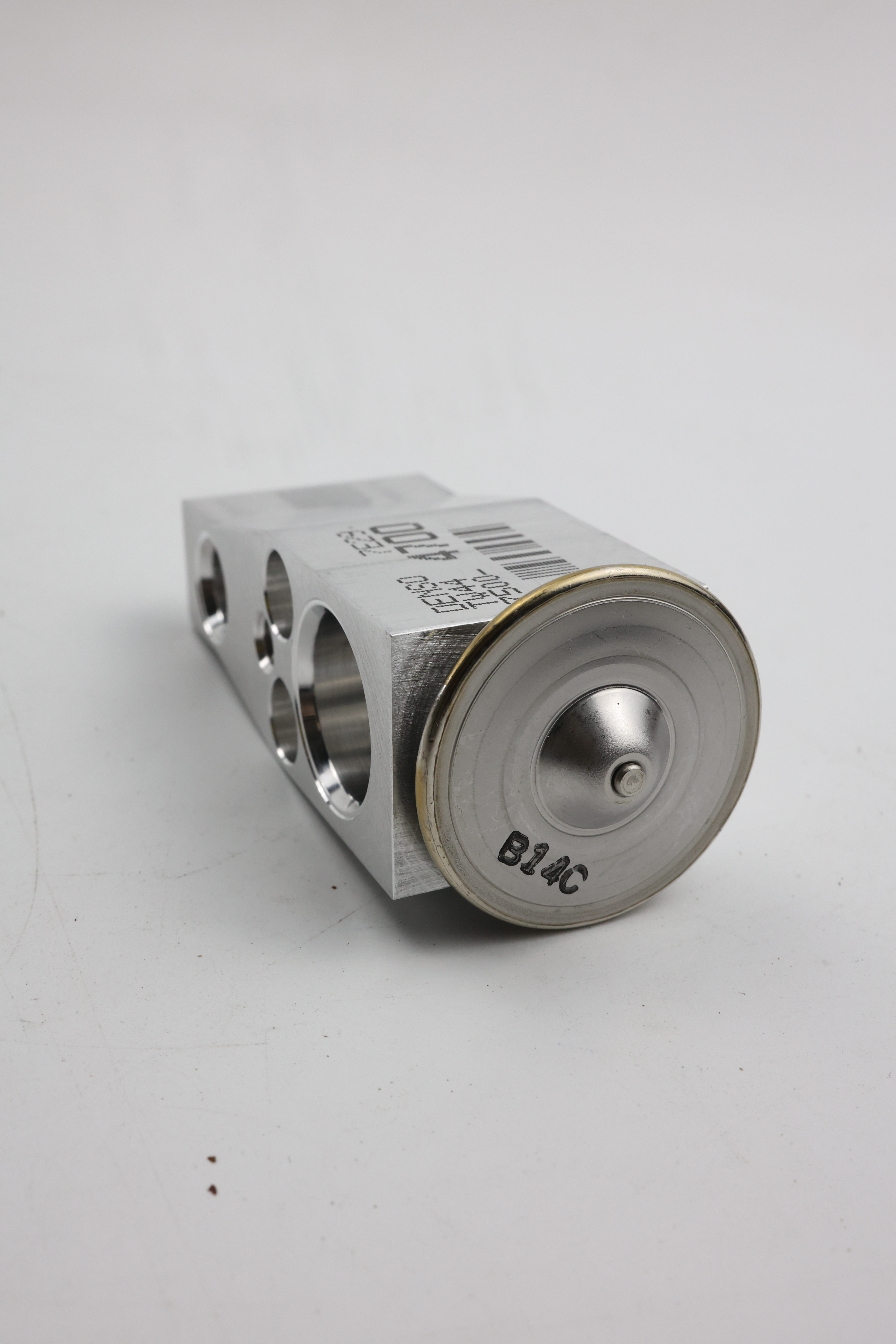 447500-4700 DENSO Cool Gear Expansion Valve For ACV40 88515-06070