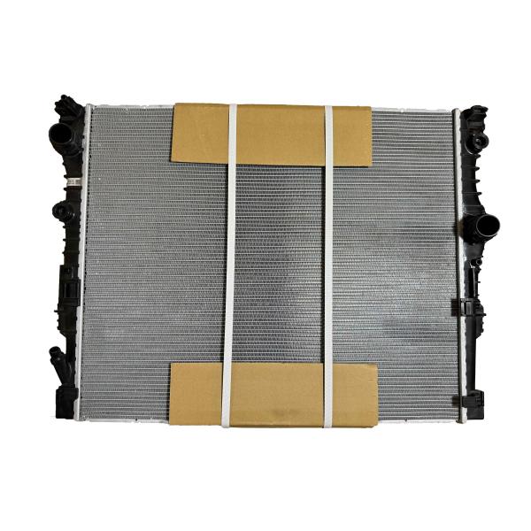 Aluminum Brazed Radiator Plastic Water Tank for BMW G30 G31 G32 G11 G12 Car Fitment BMW